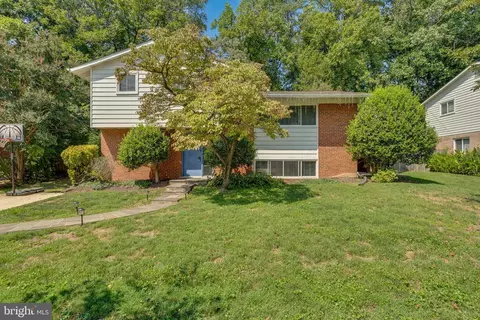 1709 Mark Ln, Rockville, MD 20852