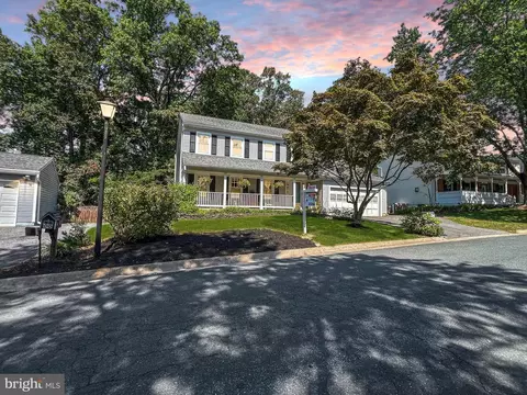 18126 Bilney Dr, Olney, MD 20832