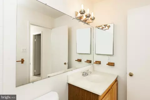 20 Tynewick Ct #20, Silver Spring, MD 20906 photo 22