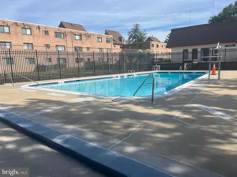 Exterior - 11512 Bucknell Dr #3, Silver Spring, MD 20902 photo 2 of 2