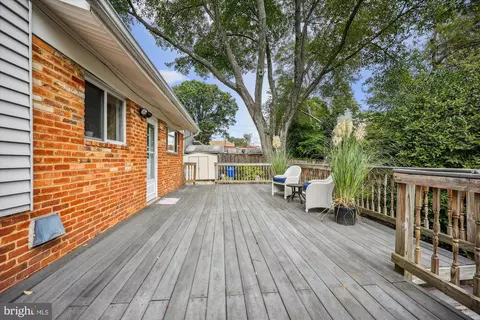 10905 Breewood Ct, Silver Spring, MD 20901 photo 17