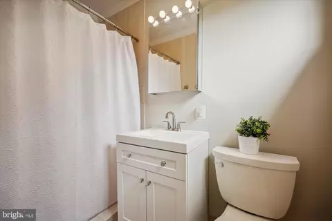 10905 Breewood Ct, Silver Spring, MD 20901 photo 23