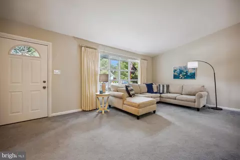 10905 Breewood Ct, Silver Spring, MD 20901 photo 6