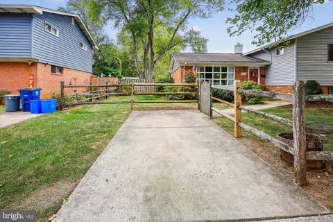 10905 Breewood Ct, Silver Spring, MD 20901 photo 3