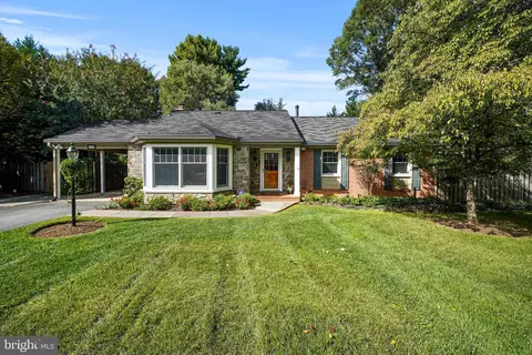 605 Hawkesbury Ter, Silver Spring, MD 20904