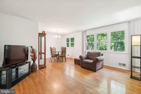 Living - 1412 Mimosa Ln, Silver Spring, MD 20904 photo 1 of 3