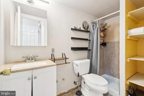 Bath - 1412 Mimosa Ln, Silver Spring, MD 20904 photo 2 of 2