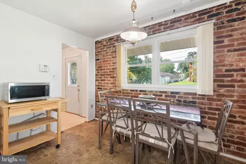 Dining - 1412 Mimosa Ln, Silver Spring, MD 20904 photo 2 of 2