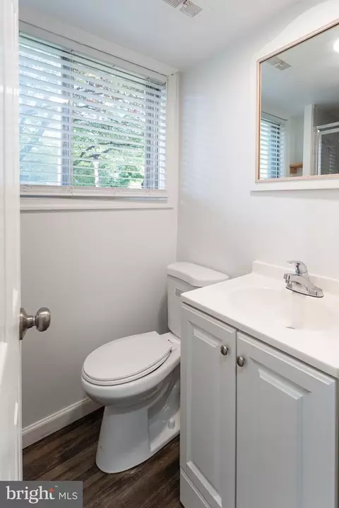 Bath - 3316 Estelle Ter, Silver Spring, MD 20906 photo 5 of 5
