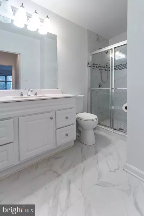 Bath - 3316 Estelle Ter, Silver Spring, MD 20906 photo 3 of 5