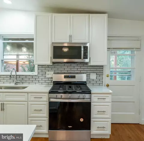 Kitchen - 3316 Estelle Ter, Silver Spring, MD 20906 photo 4 of 4