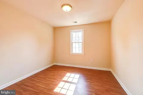 2007 Featherwood St, Silver Spring, MD 20904 photo 18