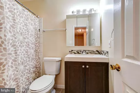 2007 Featherwood St, Silver Spring, MD 20904 photo 19