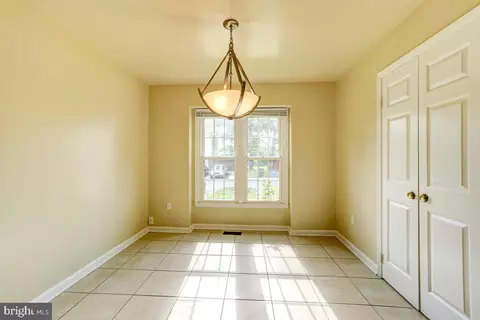 2007 Featherwood St, Silver Spring, MD 20904 photo 14