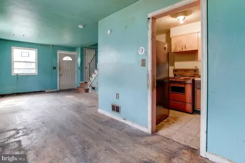 Entry Way - 11926 Centerhill St, Silver Spring, MD 20902 photo 1 of 3
