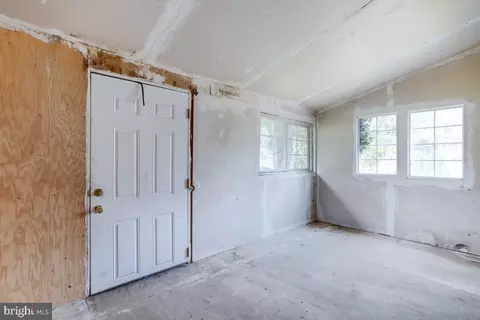 Entry Way - 11926 Centerhill St, Silver Spring, MD 20902 photo 3 of 3