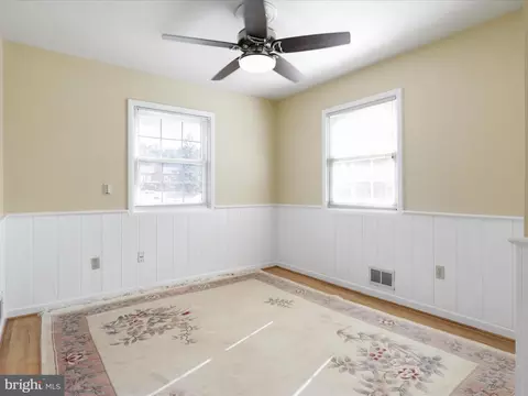 10603 Lilac Pl, Silver Spring, MD 20903 photo 14