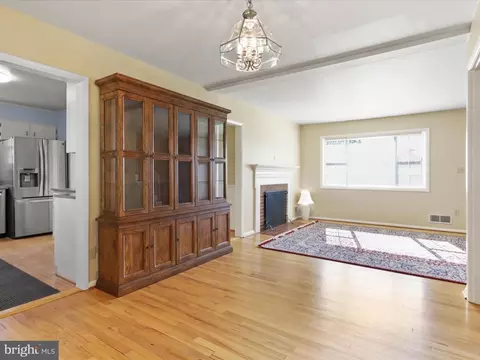 10603 Lilac Pl, Silver Spring, MD 20903 photo 7
