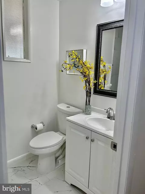 617 Hillsboro Dr, Silver Spring, MD 20902 photo 19