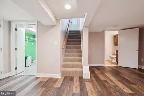 Entry Way - 10208 Carson Pl, Silver Spring, MD 20901 photo 4 of 4