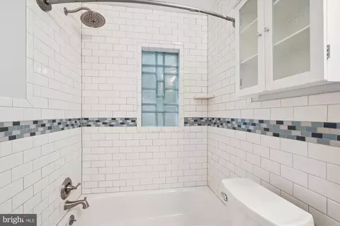 Bath - 10208 Carson Pl, Silver Spring, MD 20901 photo 2 of 3