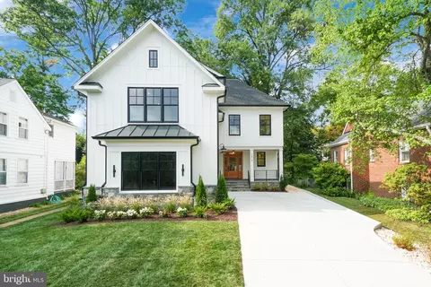 7818 Glenbrook Rd, Bethesda, MD 20814
