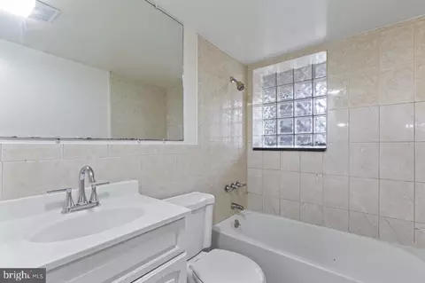 Bath - 4514 Sigsbee Rd, Silver Spring, MD 20906 photo 1 of 7