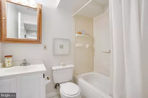 8715 2nd Ave, Silver Spring, MD 20910 photo 42