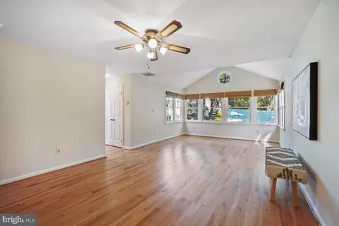 8715 2nd Ave, Silver Spring, MD 20910 photo 33