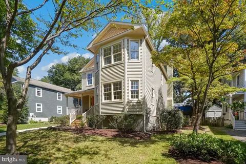 8715 2nd Ave, Silver Spring, MD 20910 photo 4