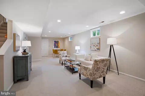 8715 2nd Ave, Silver Spring, MD 20910 photo 40