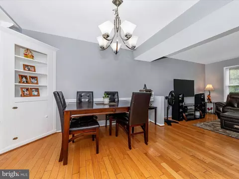Dining - 2340 Sun Valley Cir #2-EF, Silver Spring, MD 20906 photo 2 of 2