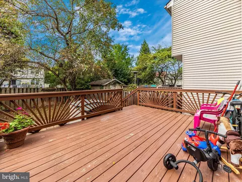 Exterior - 2340 Sun Valley Cir #2-EF, Silver Spring, MD 20906 photo 16 of 16