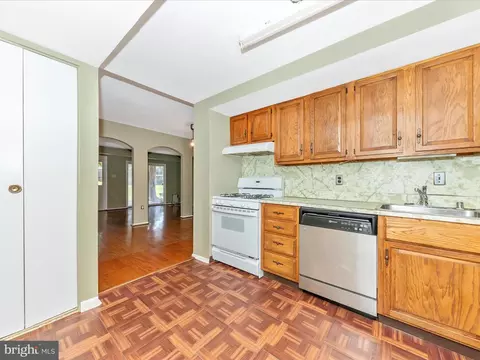 Kitchen - 2340 Sun Valley Cir #2-EF, Silver Spring, MD 20906 photo 5 of 8