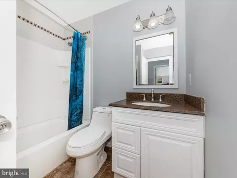 Bath - 2340 Sun Valley Cir #2-EF, Silver Spring, MD 20906 photo 7 of 9