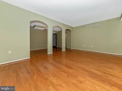 Living - 2340 Sun Valley Cir #2-EF, Silver Spring, MD 20906 photo 5 of 14
