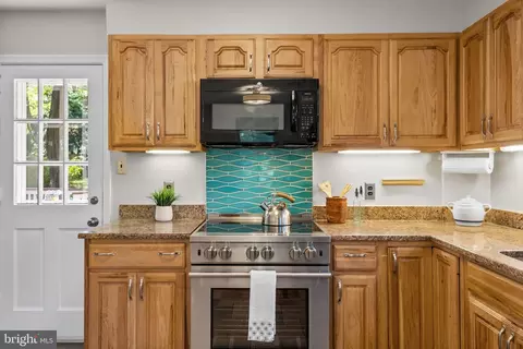 10016 Greenock Rd, Silver Spring, MD 20901 photo 17