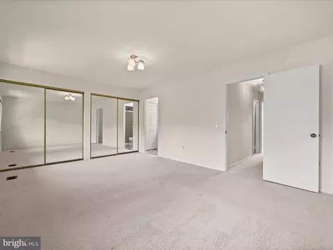 15062 Haslemere Ct #262-B, Silver Spring, MD 20906 photo 17