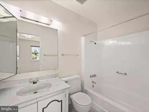 15062 Haslemere Ct #262-B, Silver Spring, MD 20906 photo 23