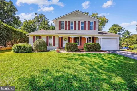 1816 Queensguard Rd, Silver Spring, MD 20906