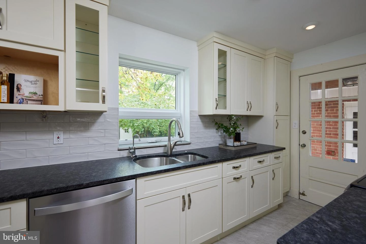 9222 Manchester Rd, Silver Spring, MD 20901 photo 15