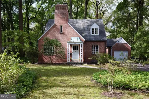 9222 Manchester Rd, Silver Spring, MD 20901