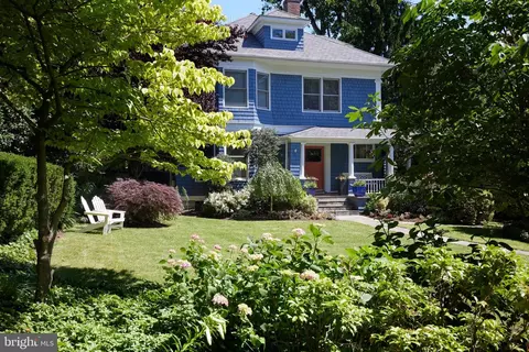 4709 Cumberland Ave, Chevy Chase, MD 20815
