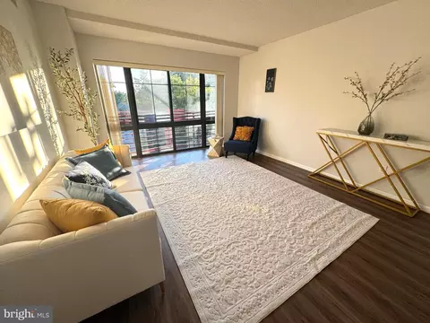 7915 Eastern Ave #408, Silver Spring, MD 20910 photo 7