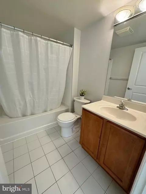 7915 Eastern Ave #408, Silver Spring, MD 20910 photo 21