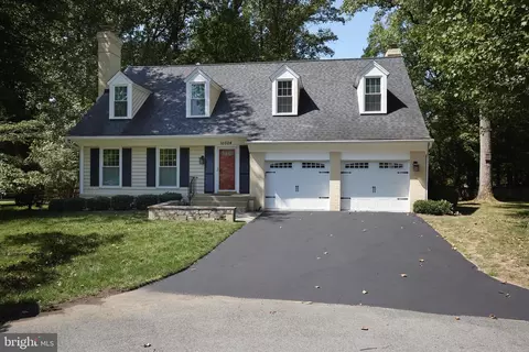 10504 Scarboro Ln, Potomac, MD 20854