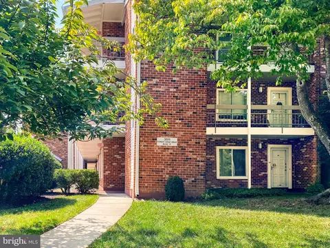 3511 Forest Edge Dr #17-1F, Silver Spring, MD 20906