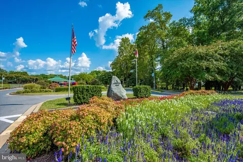 View/Area - 3511 Forest Edge Dr #17-1F, Silver Spring, MD 20906 photo 2 of 5