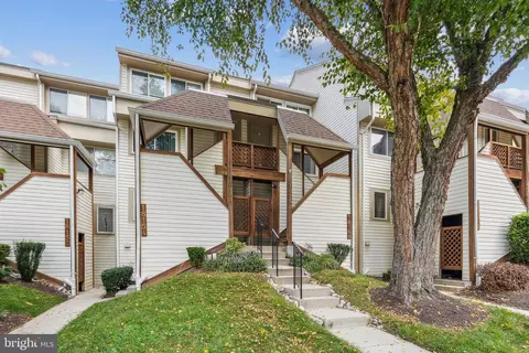 18158 Windsor Hill Dr #205B, Olney, MD 20832