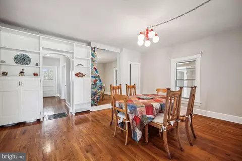 637 Ritchie Ave, Silver Spring, MD 20910 photo 17